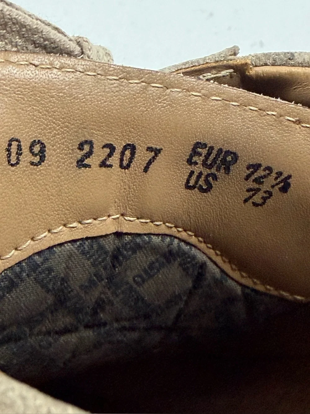 Mephisto suede upper